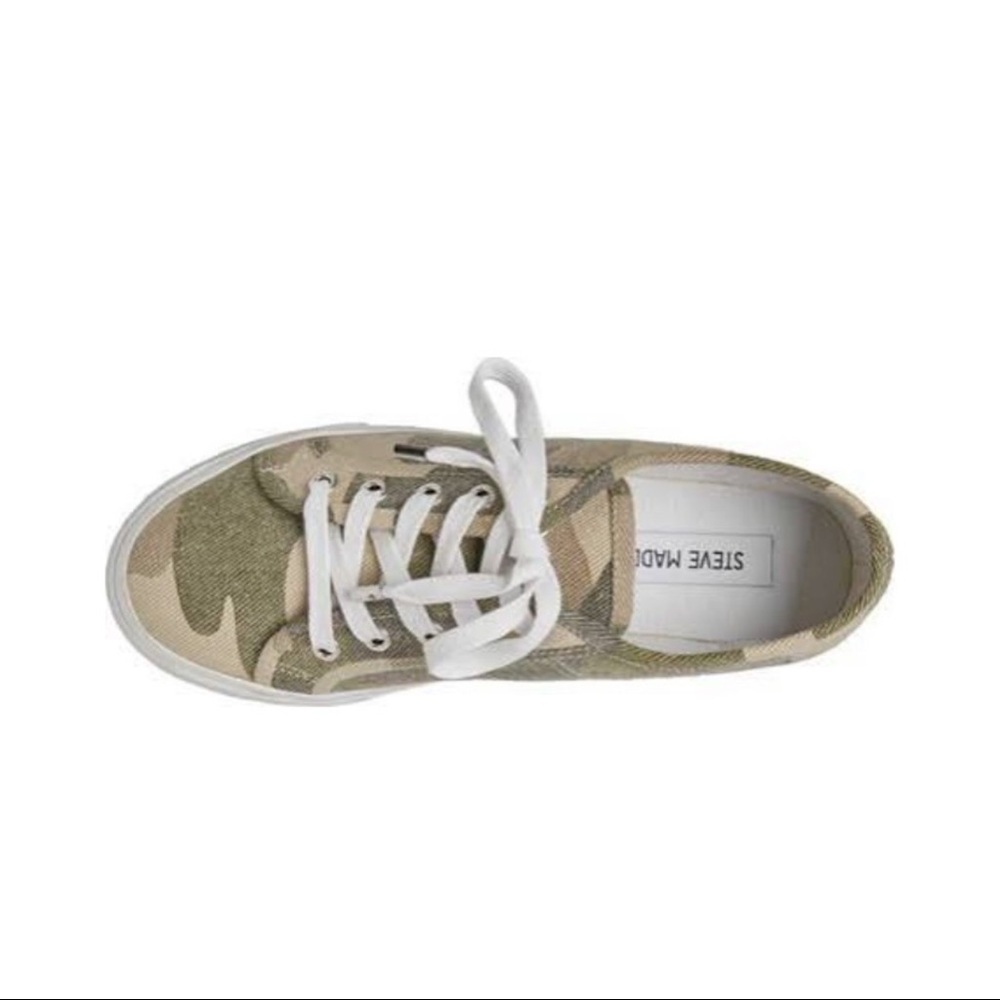 New Steve Madden Camo High Sole Sneakers 9